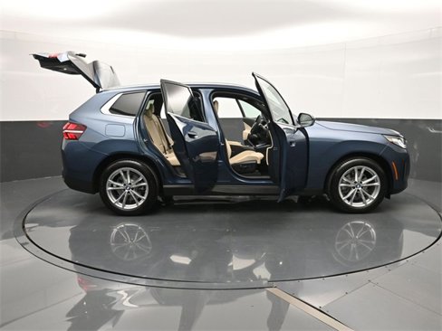 Used 2025 BMW X3 xDrive30i w/ Convenience Package image 33