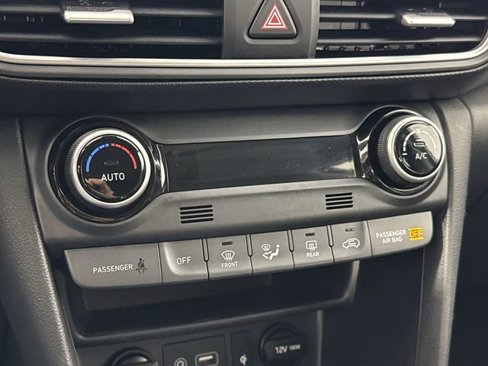 Used 2021 Hyundai Kona Ultimate image 16