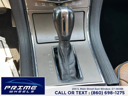 Used 2011 Lincoln MKX AWD w/ 102A Rapid Spec Order Code image 20