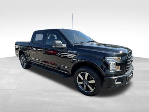 Used 2016 Ford F150 XLT w/ Equipment Group 302A Luxury image 11