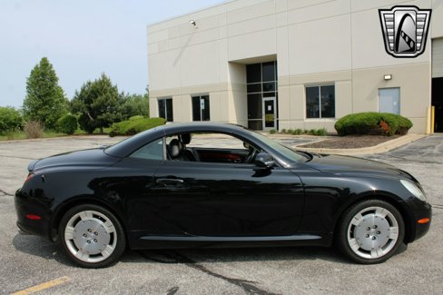 Used 2002 Lexus SC 430 Convertible image 9