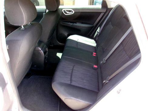 Used 2019 Nissan Sentra SV image 12