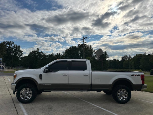 Used 2017 Ford F350 King Ranch w/ King Ranch Ultimate Package image 4