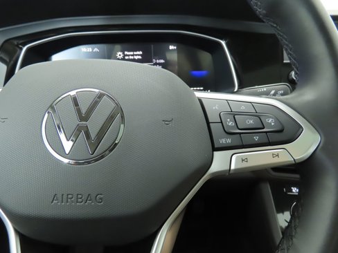 Certified 2024 Volkswagen Jetta SE image 13