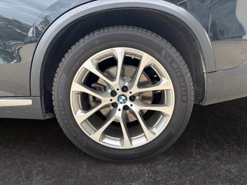 Used 2020 BMW X5 xDrive40i w/ Premium Package image 30