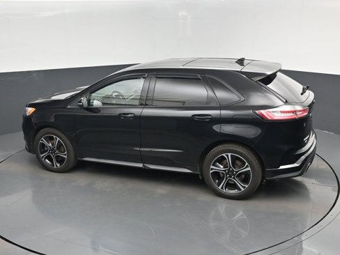 Used 2019 Ford Edge ST w/ Cold Weather Package image 23