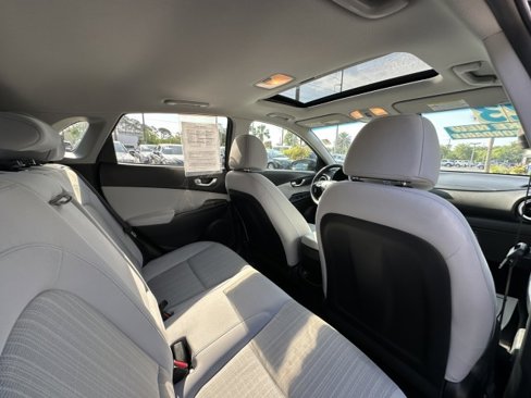 Used 2023 Hyundai Kona SEL w/ Convenience Package image 24