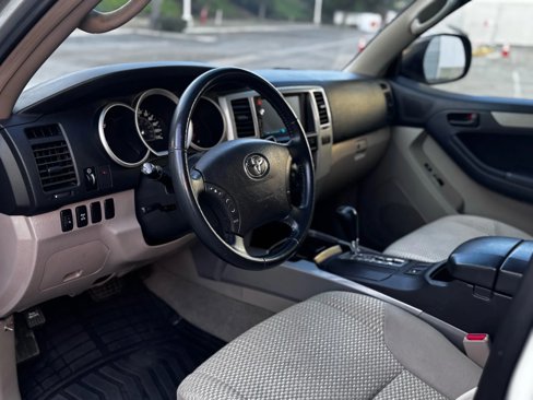 Used 2006 Toyota 4Runner Sport image 29