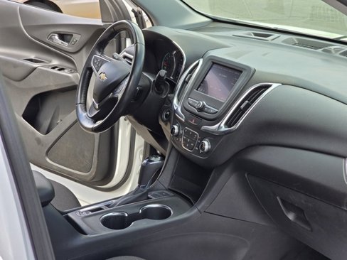 Used 2020 Chevrolet Equinox LT image 24