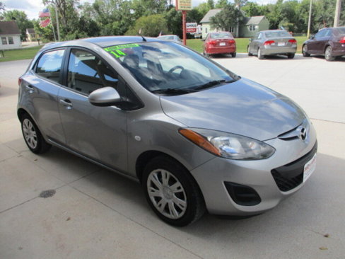 Used 2014 MAZDA MAZDA2 Sport image 17