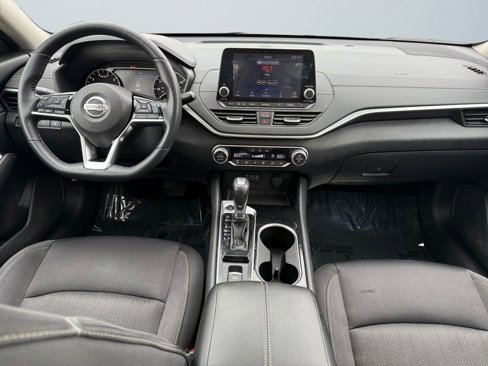 Used 2020 Nissan Altima 2.5 SV image 10