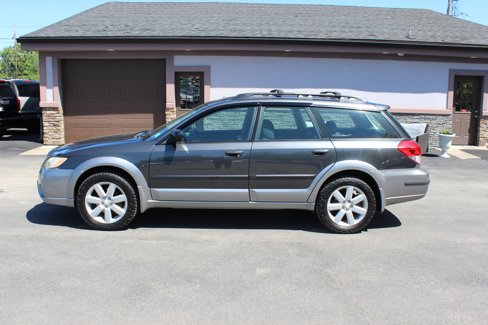 Used 2009 Subaru Outback 2.5i Special Edition image 10