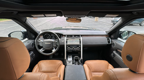 Used 2017 Land Rover Discovery HSE image 27