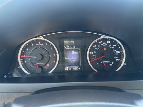 Used 2016 Toyota Camry SE image 14