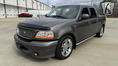 Used 2002 Ford F150 Harley-Davidson image 2