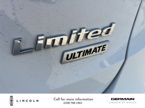 Used 2018 Hyundai Santa Fe Limited image 7
