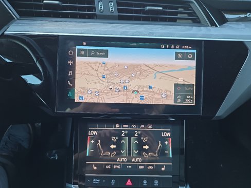 Used 2021 Audi e-tron Premium w/ Convenience Plus Package image 67