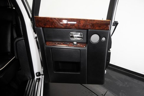 Used 2013 Rolls-Royce Phantom Sedan image 45