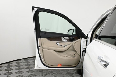Certified 2022 Mercedes-Benz GLC 300 4MATIC image 29