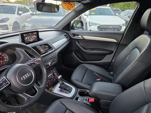 Used 2018 Audi Q3 2.0T Premium image 32