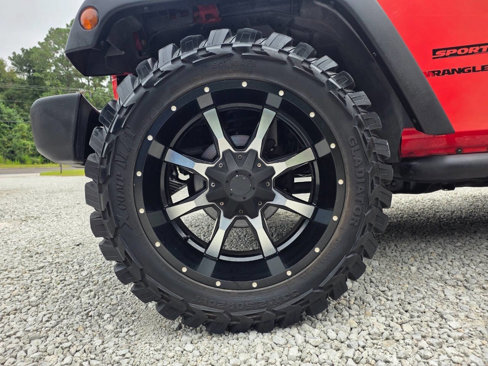 Used 2013 Jeep Wrangler Sport image 9