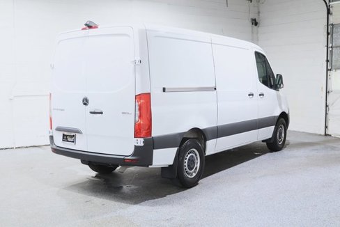 Used 2023 Mercedes-Benz Sprinter 1500 image 8
