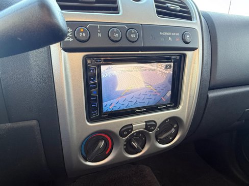 Used 2009 GMC Canyon SLE image 31