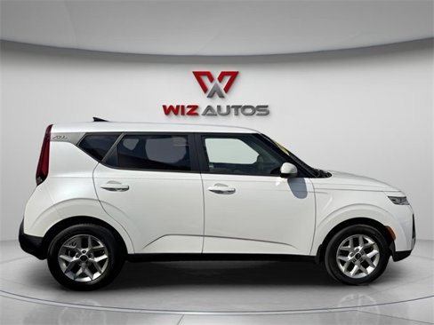 Used 2020 Kia Soul S image 4