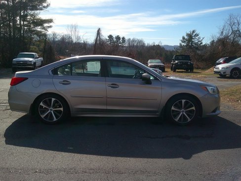 Used 2016 Subaru Legacy 2.5i Limited image 4