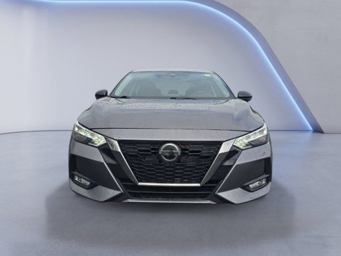 Used 2020 Nissan Sentra SR image 9