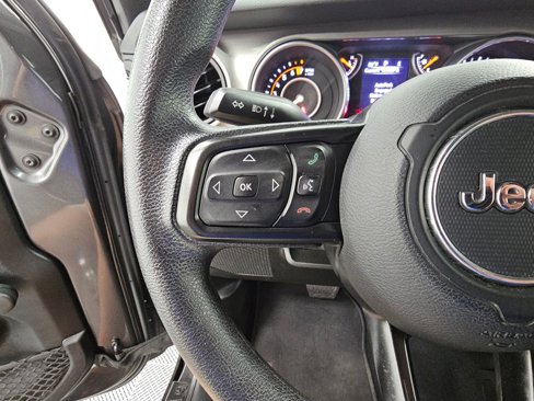 Used 2018 Jeep Wrangler Unlimited Sport image 22