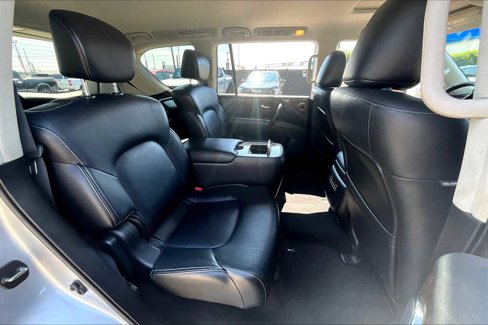 Used 2016 INFINITI QX80 Limited image 19