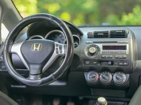 Used 2008 Honda Fit Sport image 22