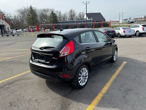 Used 2017 Ford Fiesta Titanium image 5