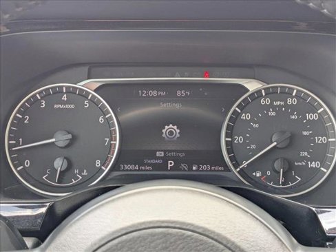Used 2024 Nissan Pathfinder SV image 11