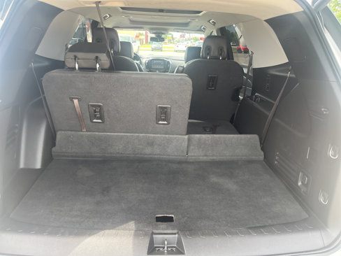 Used 2018 Chevrolet Traverse Premier w/ Redline Edition image 13