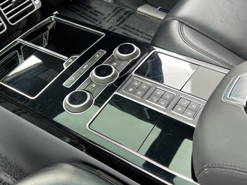 Used 2015 Land Rover Range Rover Long Wheelbase Autobiography image 17
