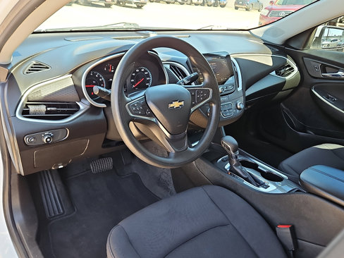 Used 2024 Chevrolet Malibu LT image 11