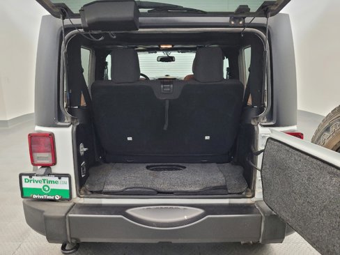 Used 2016 Jeep Wrangler Sport image 29