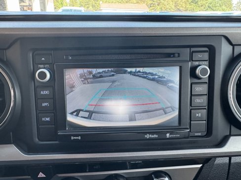 Used 2018 Toyota Tacoma SR5 image 20