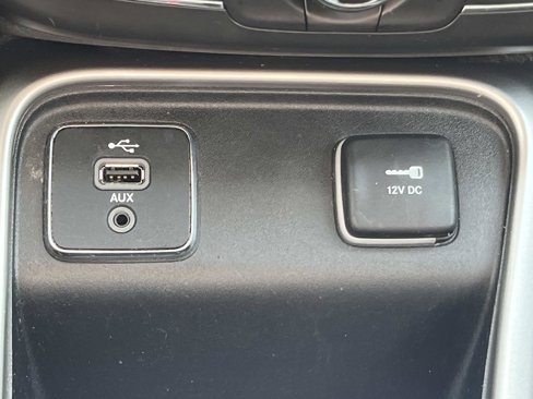Used 2018 Jeep Compass Sport w/ Tech Group image 18