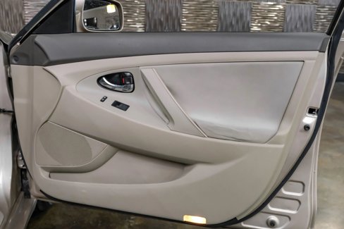 Used 2007 Toyota Camry LE image 31