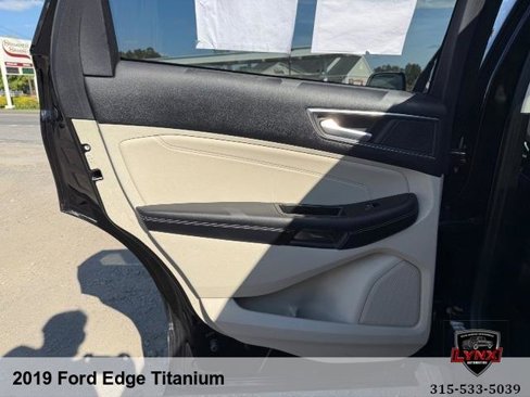 Used 2019 Ford Edge Titanium w/ Equipment Group 301A image 36