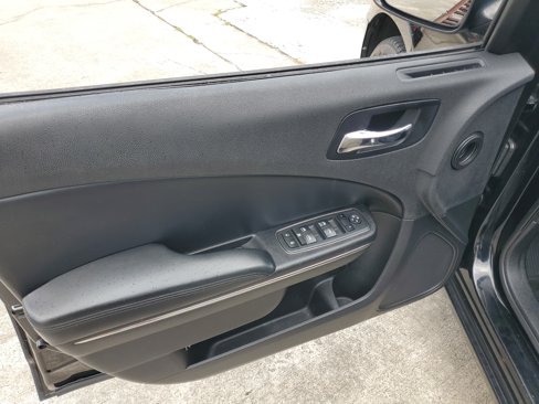 Used 2012 Dodge Charger SE image 11