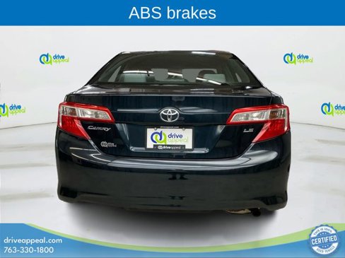 Used 2012 Toyota Camry LE image 5