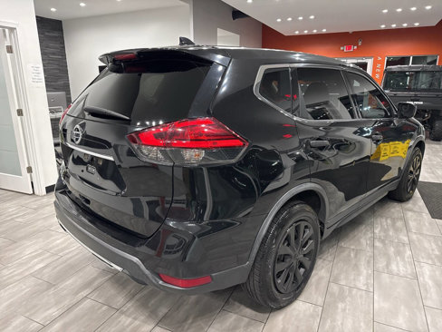 Used 2017 Nissan Rogue S image 12