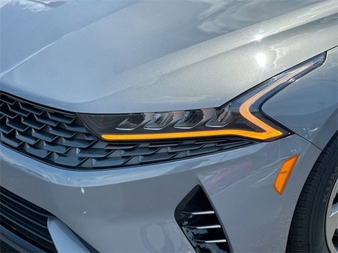 Certified 2022 Kia K5 LXS image 6