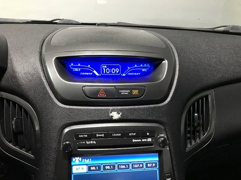 Used 2012 Hyundai Genesis 3.8 image 24