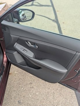 Used 2021 Nissan Sentra SV image 5