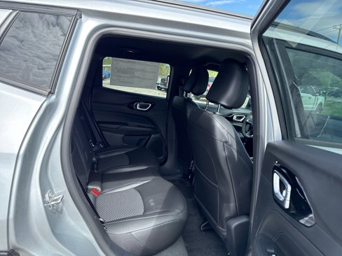New 2025 Jeep Compass Latitude w/ Convenience Group image 12
